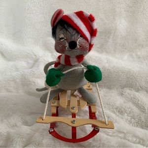 Vintage Annalee 1987 Christmas theme Grey Mouse Doll Sled Riding